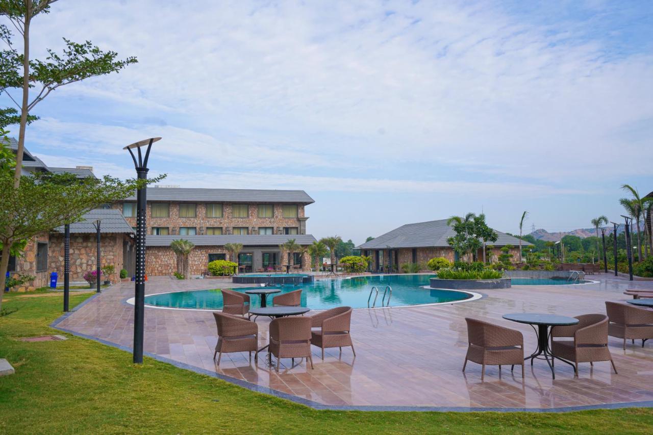 Pushkara Resort And Spa Exterior foto
